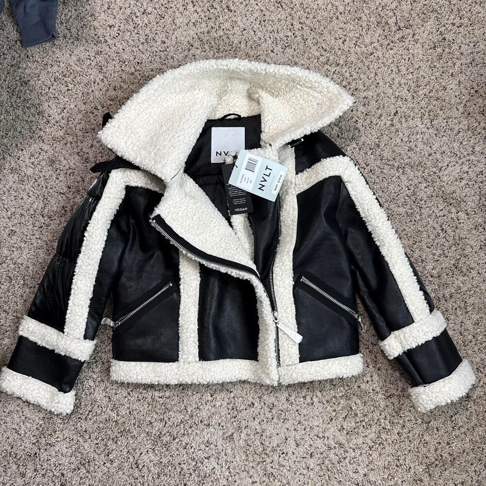Nvlty Women's Black and White Jacket